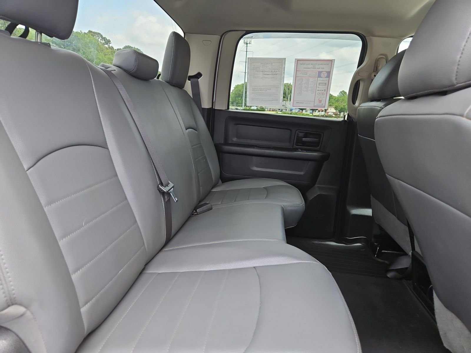 Used 2017 RAM 2500 Tradesman w/ Chrome Appearance Group AWD/4WD image 17