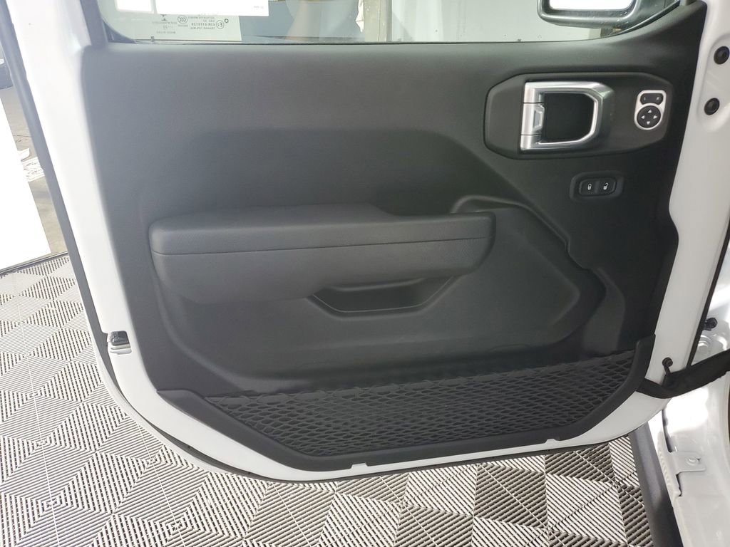 Used 2022 Jeep Wrangler Unlimited Rubicon image 27