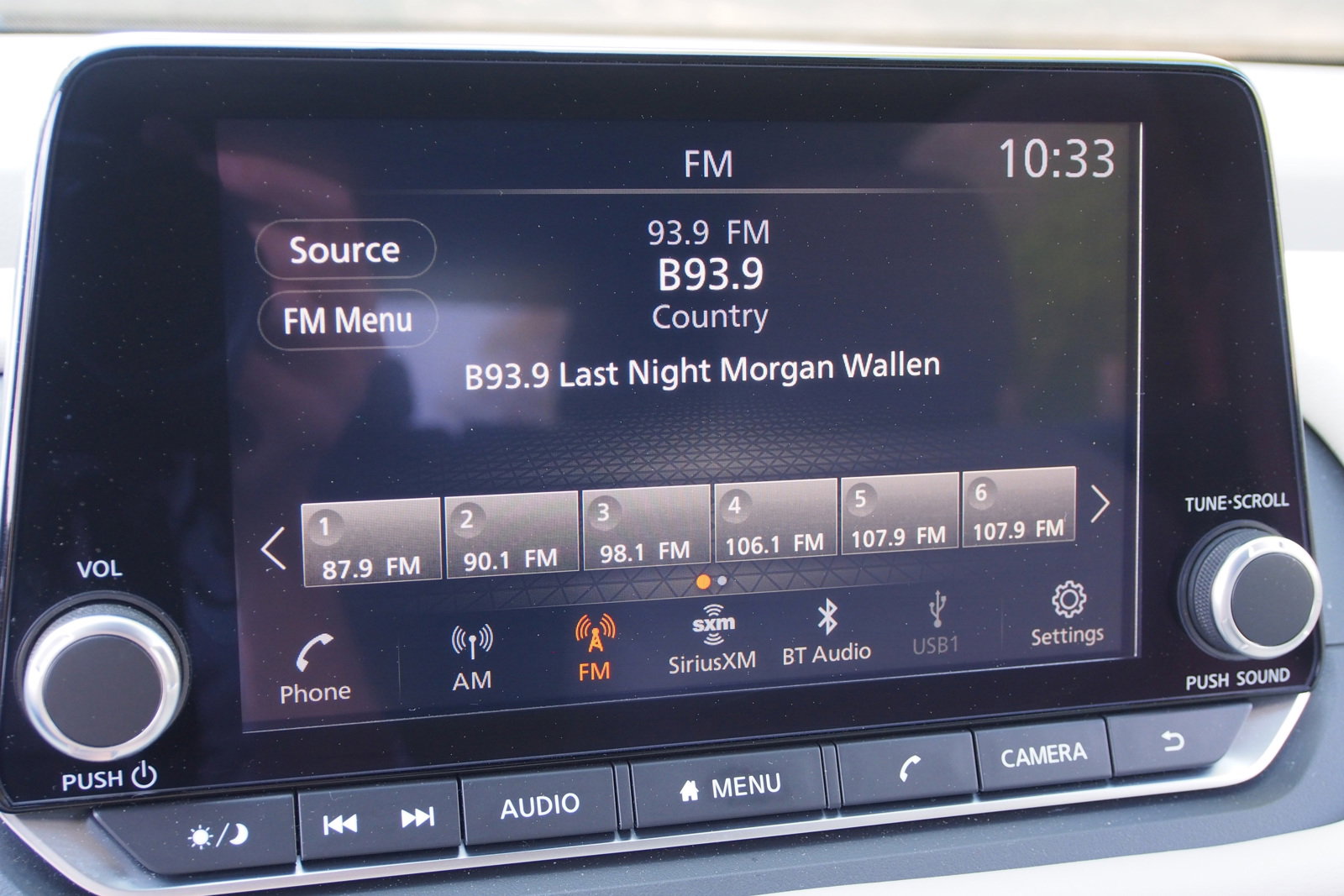 Used 2023 Nissan Rogue SV FWD image 27