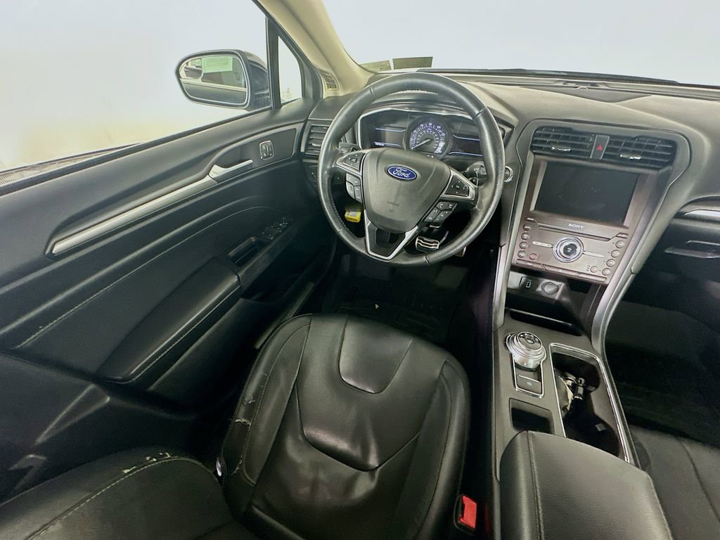 Used 2018 Ford Fusion Titanium AWD/4WD image 9