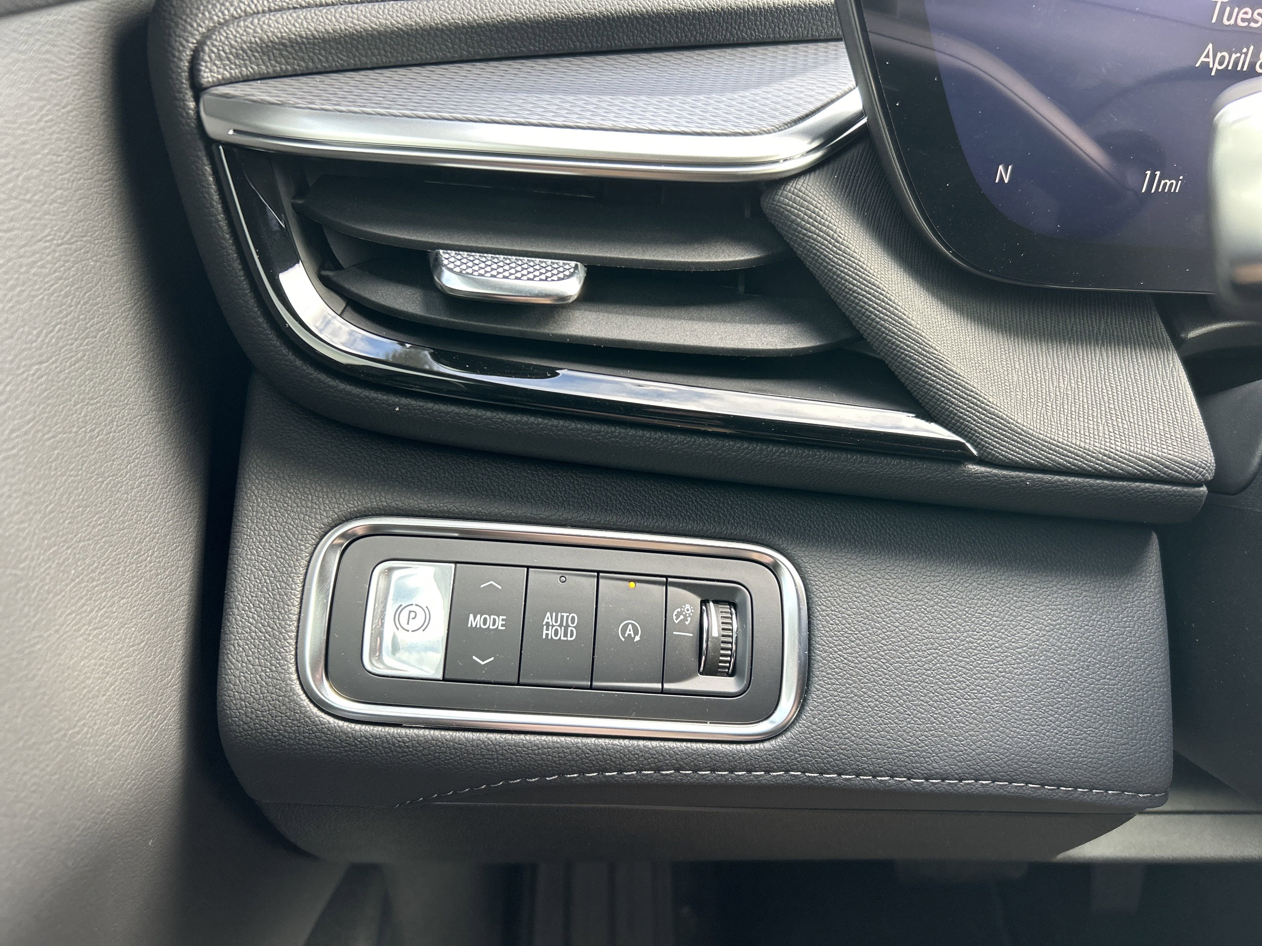 New 2025 Buick Enclave Sport Touring w/ Power Package image 23