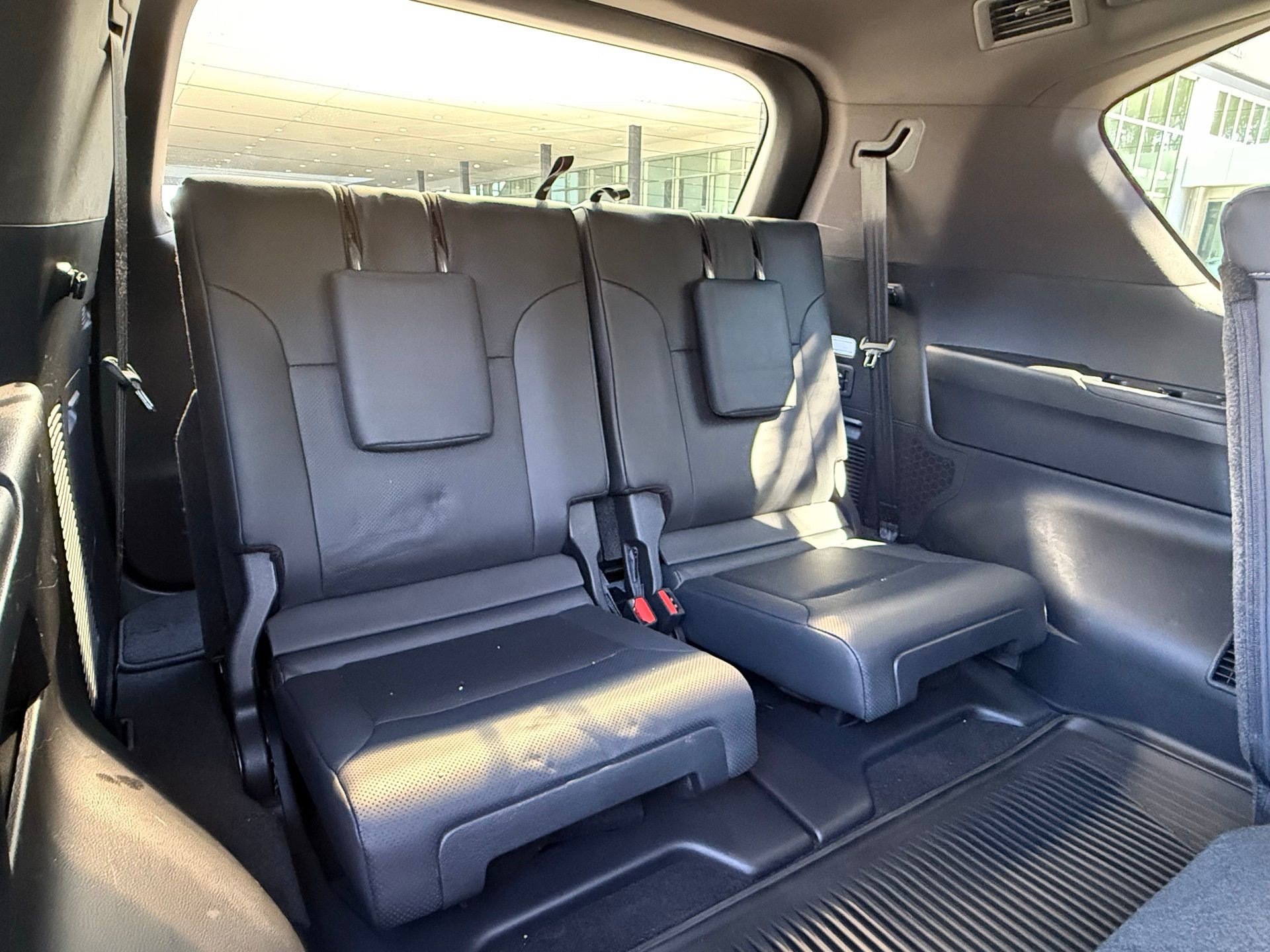 Used 2024 Lexus LX 600 F Sport image 17