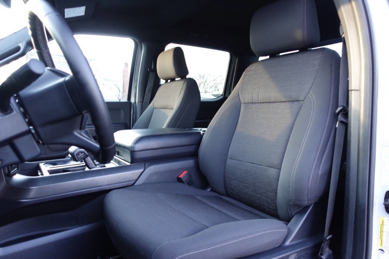 Used 2024 Ford F150 XLT w/ Equipment Group 302A MID image 17