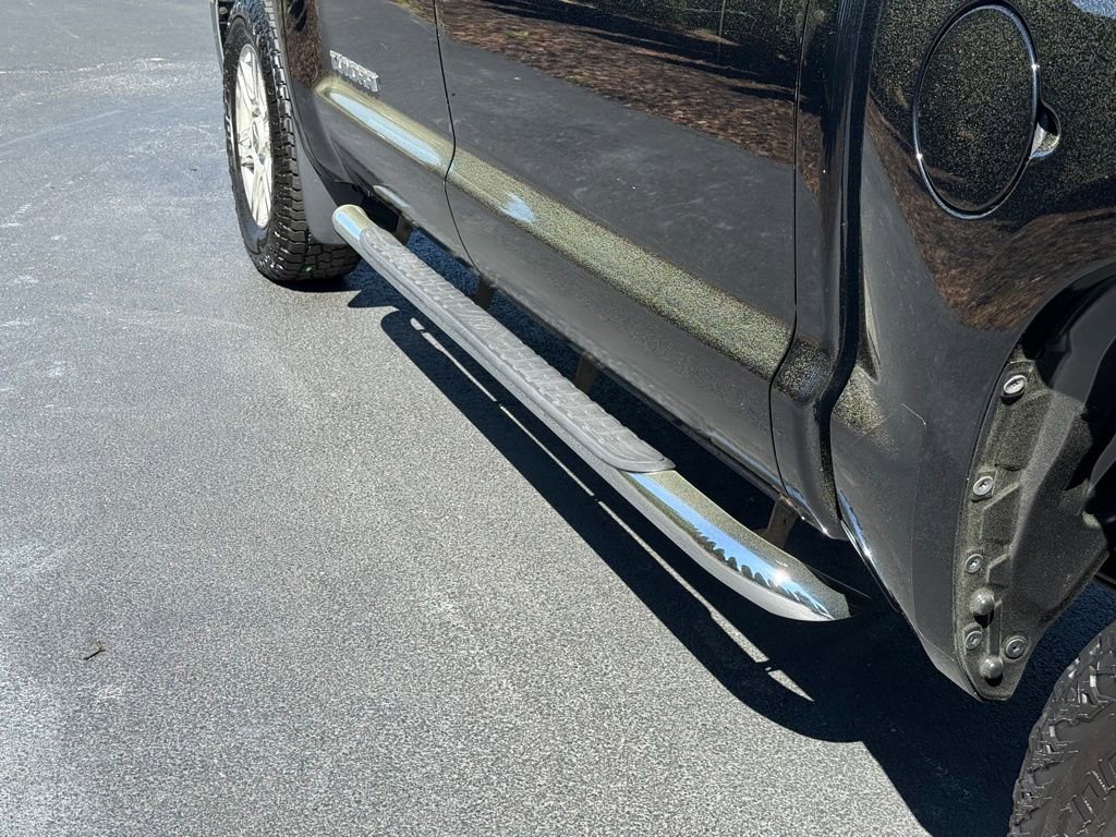 Used 2017 Toyota Tundra SR5 image 10