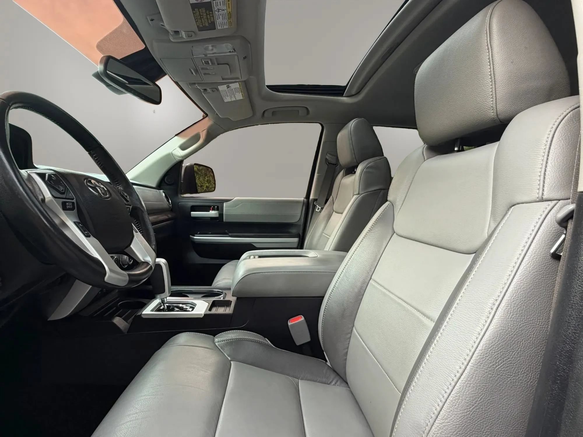 Used 2021 Toyota Tundra Limited w/ Limited Premium Package AWD/4WD image 11