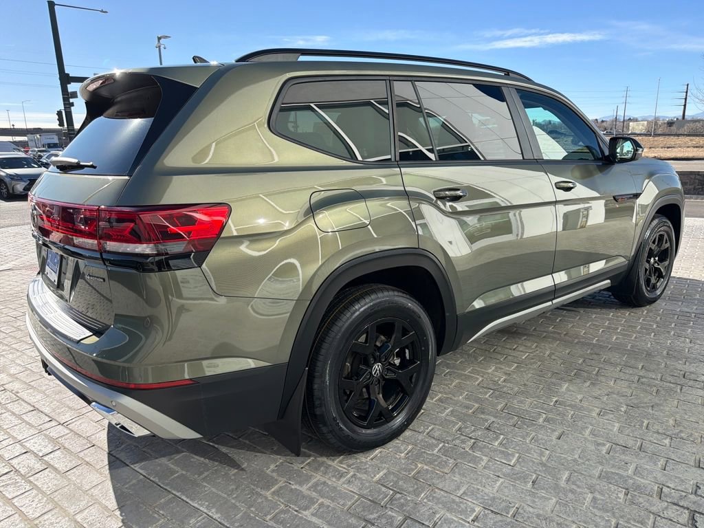 Certified 2024 Volkswagen Atlas Peak Edition SE image 7