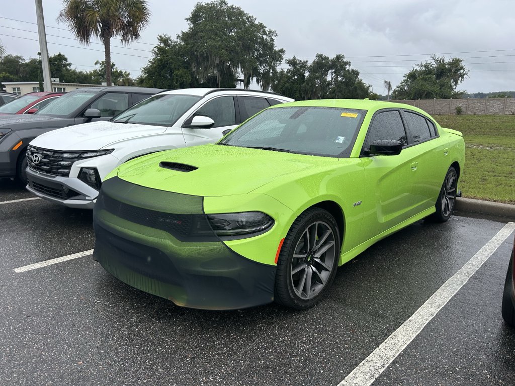 Used 2023 Dodge Charger R/T w/ Plus Group RWD image 7