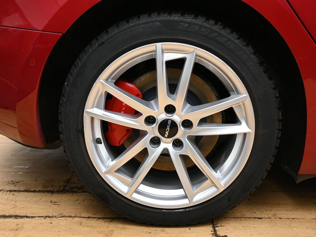 Used 2018 Tesla Model 3 Performance image 7