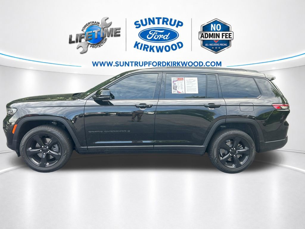 Used 2022 Jeep Grand Cherokee L Laredo AWD/4WD image 2