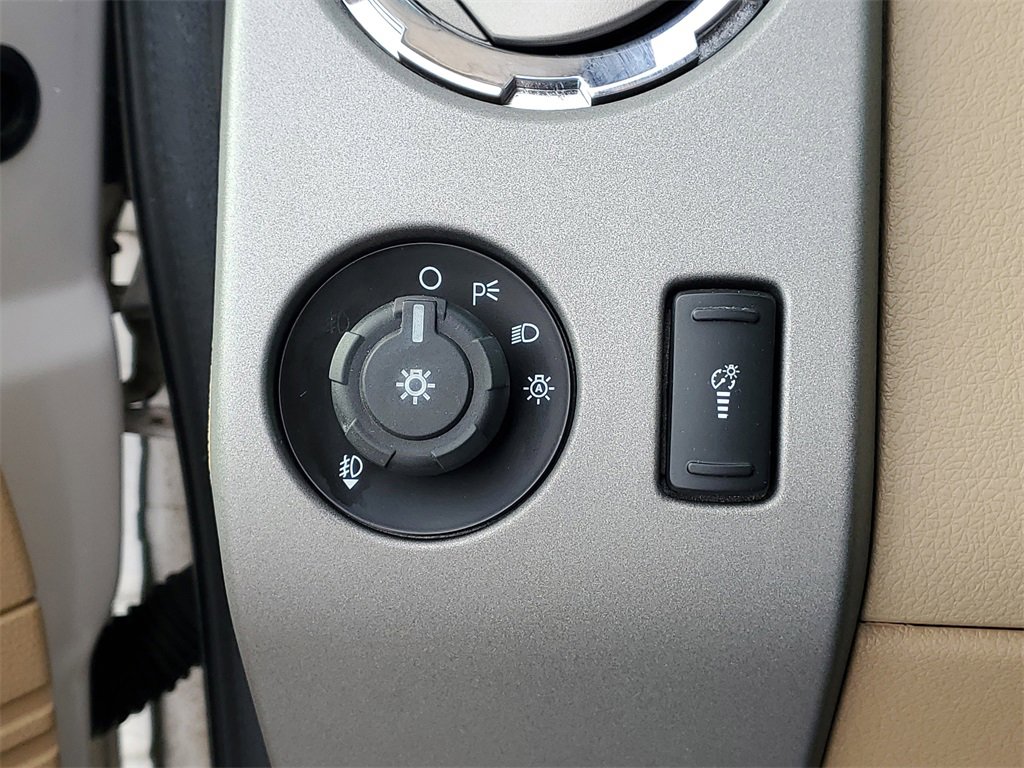 Used 2013 Ford F350 Lariat w/ Chrome Pkg image 18