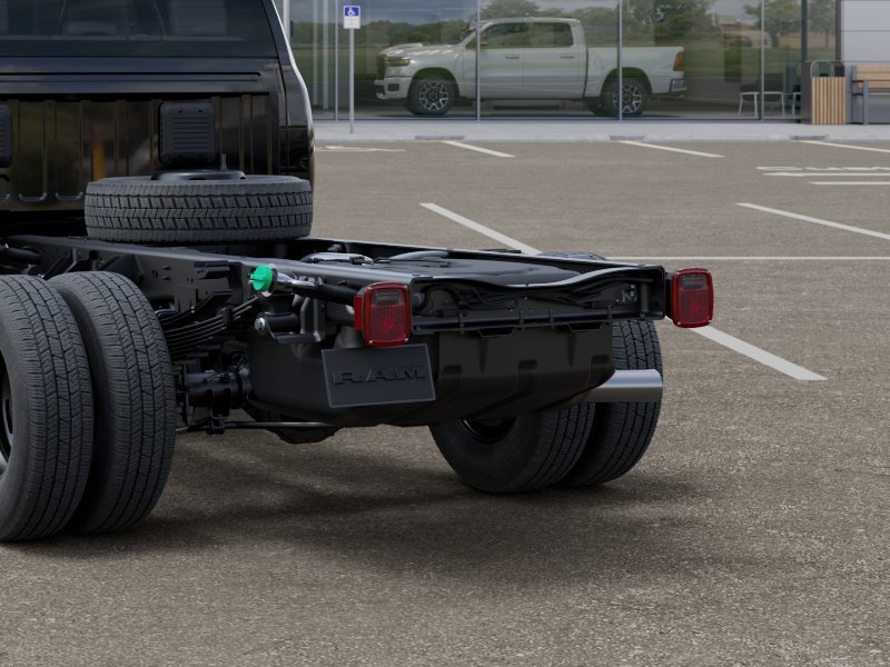 New 2026 RAM 3500 Tradesman AWD/4WD image 13