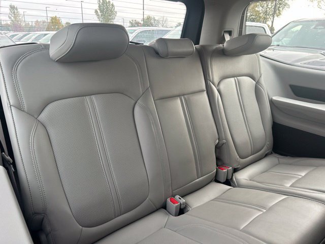 Used 2022 Jeep Wagoneer Series III AWD/4WD image 9