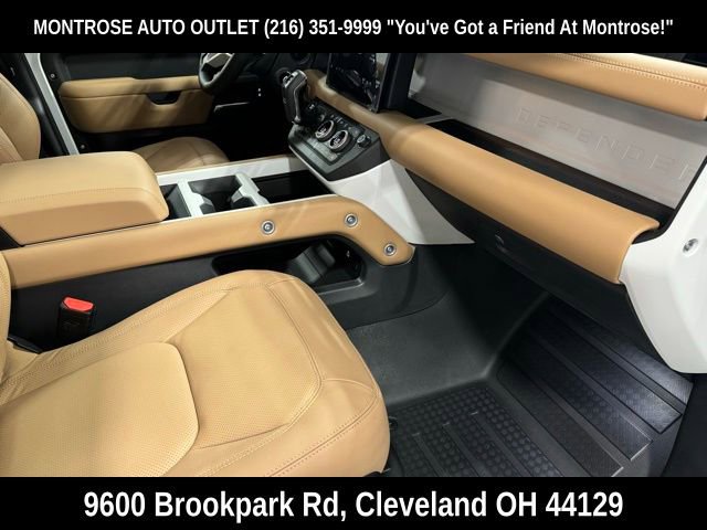 New 2025 Land Rover Defender 110 X-Dynamic SE image 34