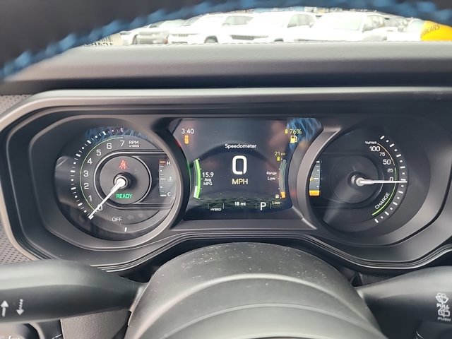 Used 2024 Jeep Wrangler Rubicon w/ Convenience Group image 37