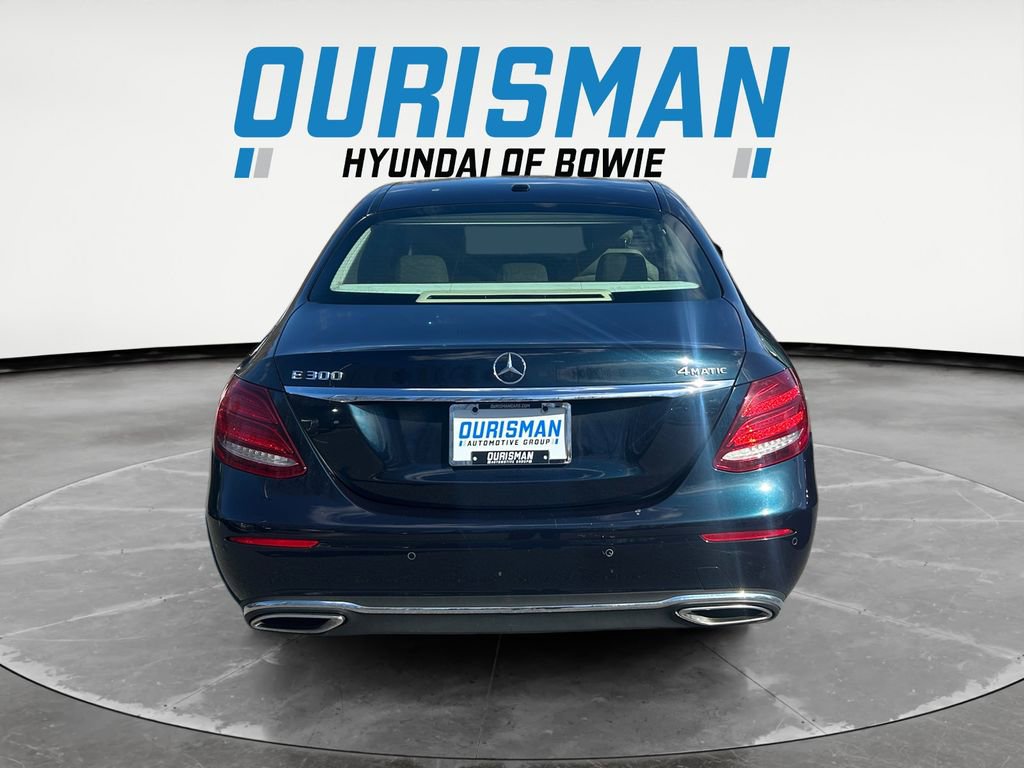 Used 2017 Mercedes-Benz E 300 4MATIC image 5