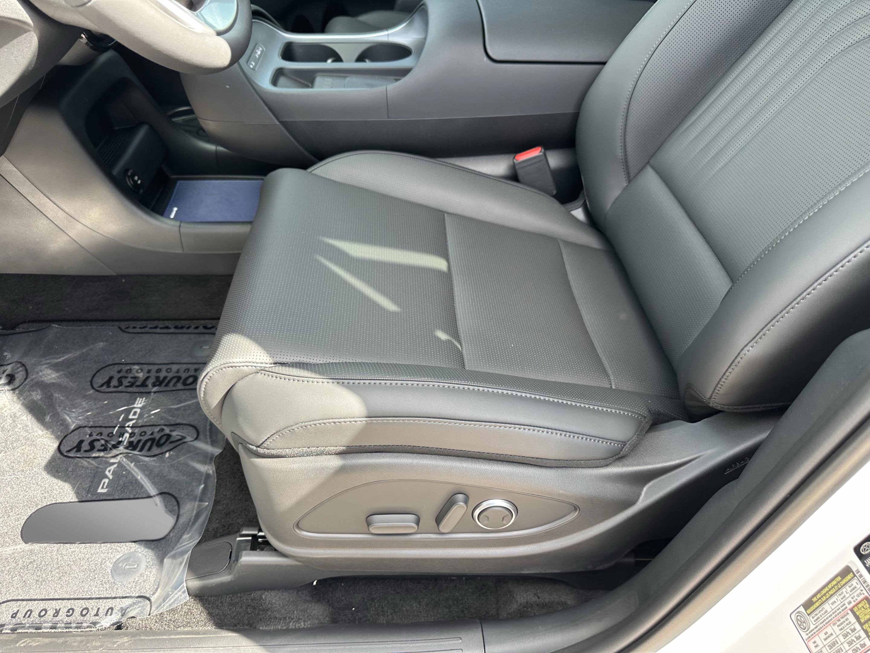 New 2026 Hyundai Palisade SEL FWD image 16