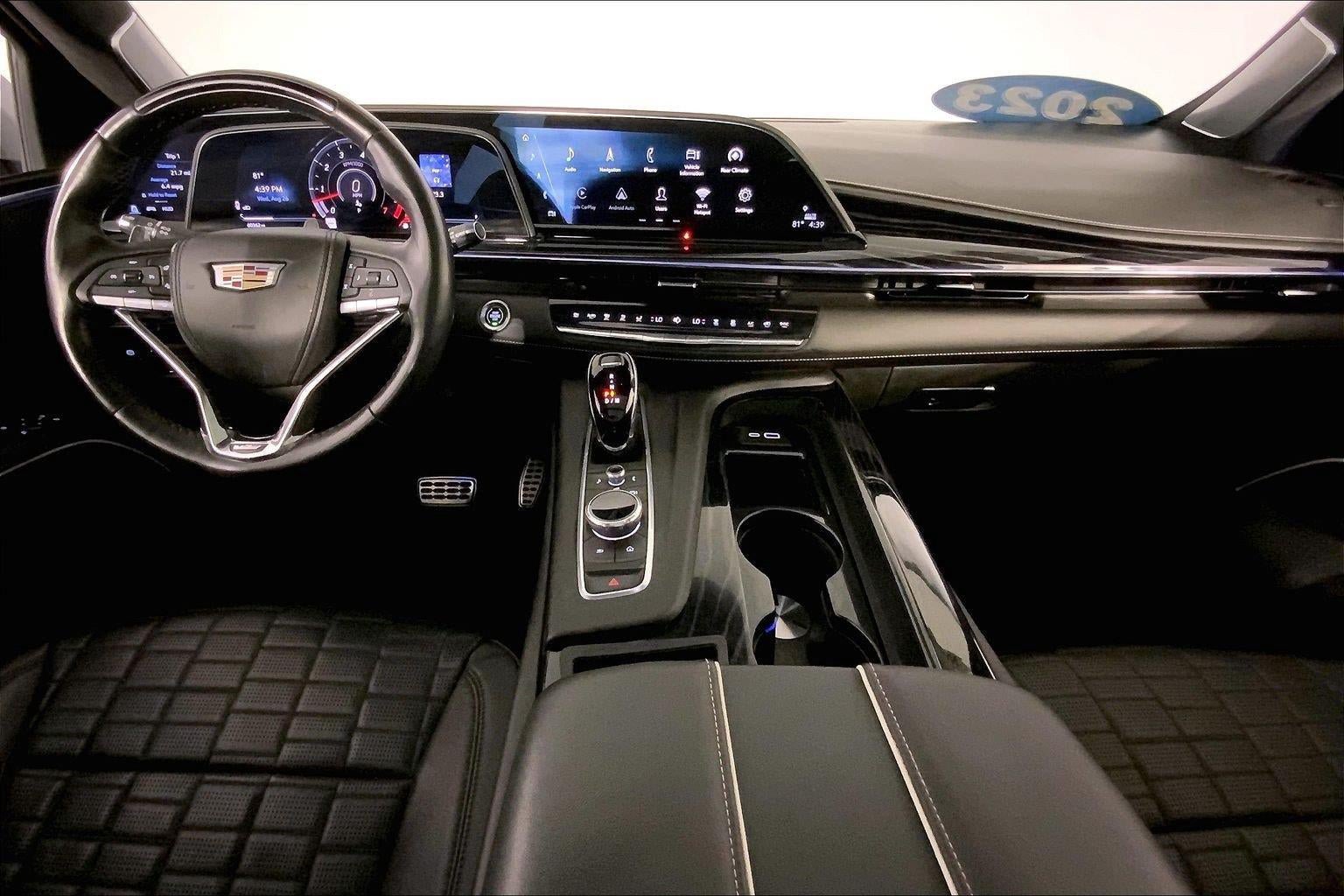 Used 2023 Cadillac Escalade V AWD/4WD image 15