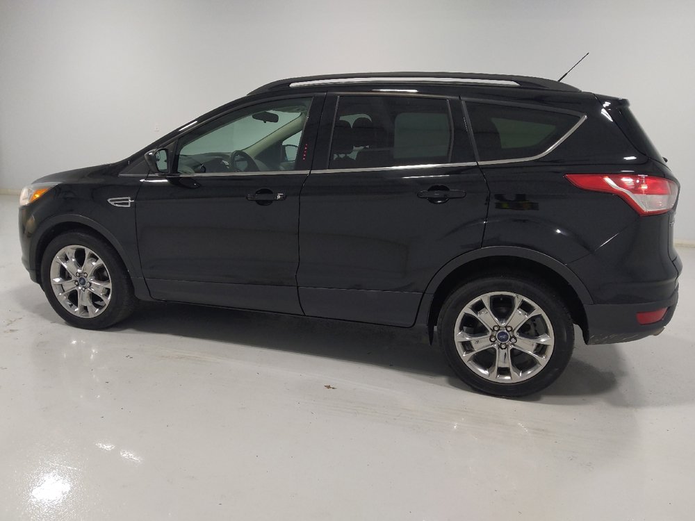 Used 2016 Ford Escape SE w/ Equipment Group 201A image 3