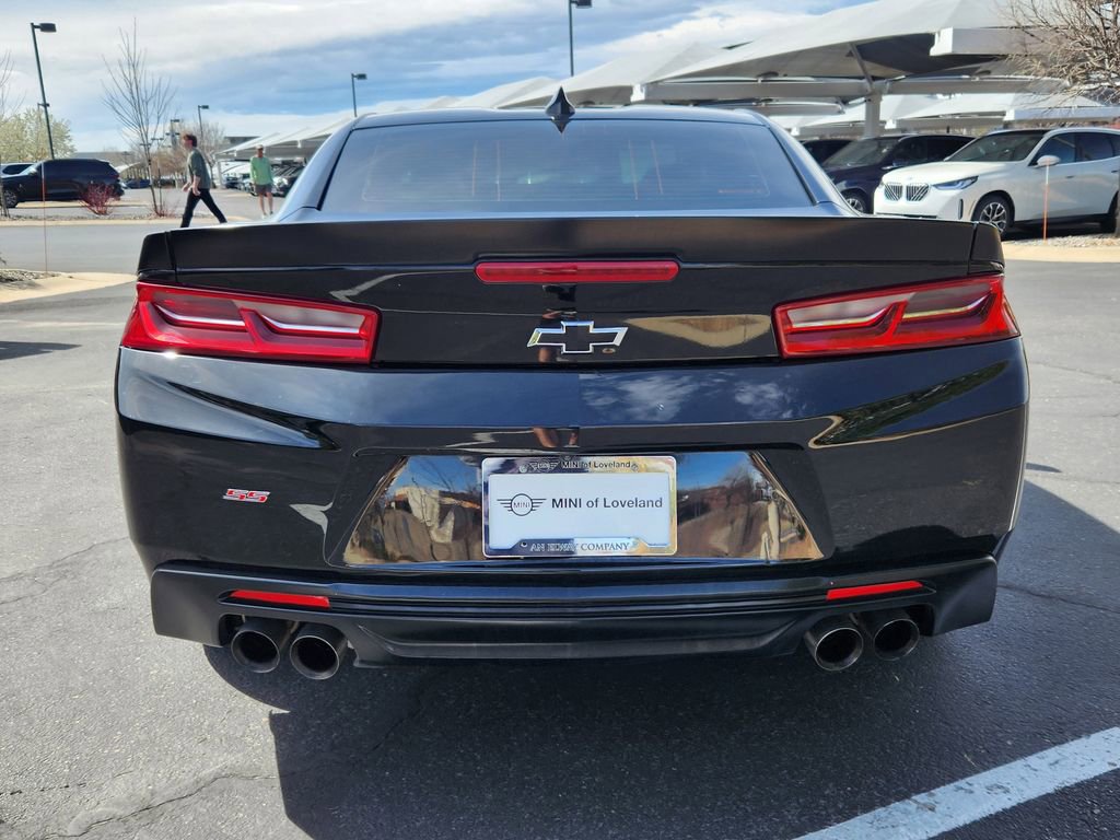 Used 2018 Chevrolet Camaro SS image 12