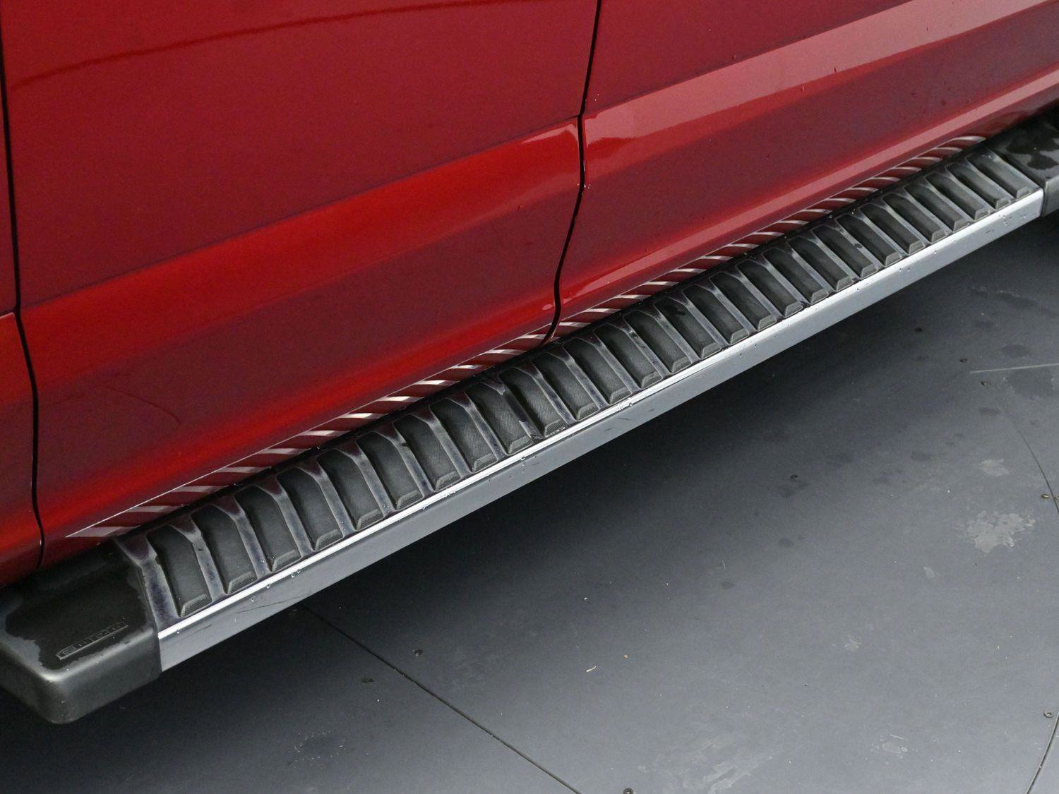 Used 2019 Ford F150 Lariat w/ Equipment Group 502A Luxury image 9