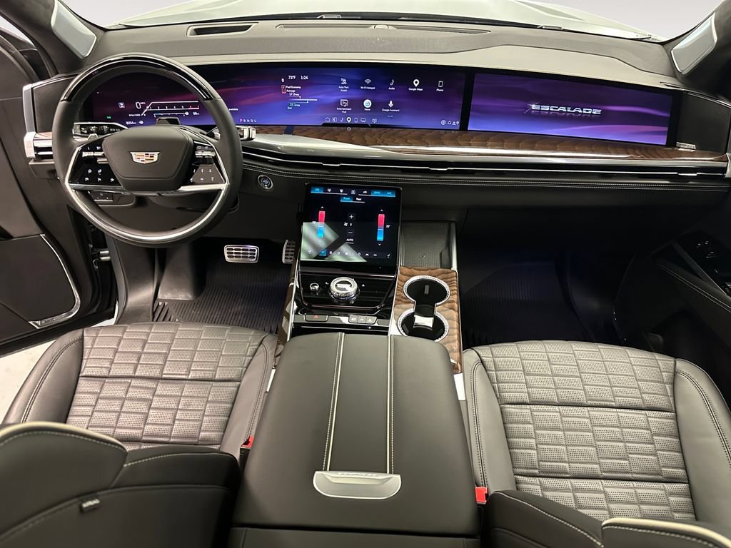 Used 2025 Cadillac Escalade Sport Platinum w/ LPO, Floor Liner Package AWD/4WD image 11
