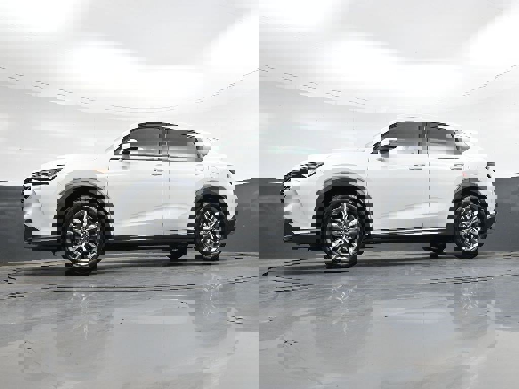 Used 2025 Acura ADX FWD image 32