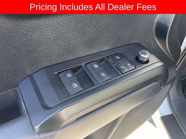 Used 2018 Toyota Tacoma SR AWD/4WD image 19