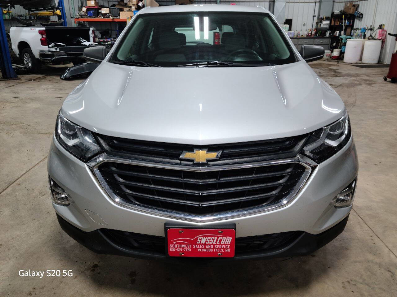 Used 2018 Chevrolet Equinox LS image 3