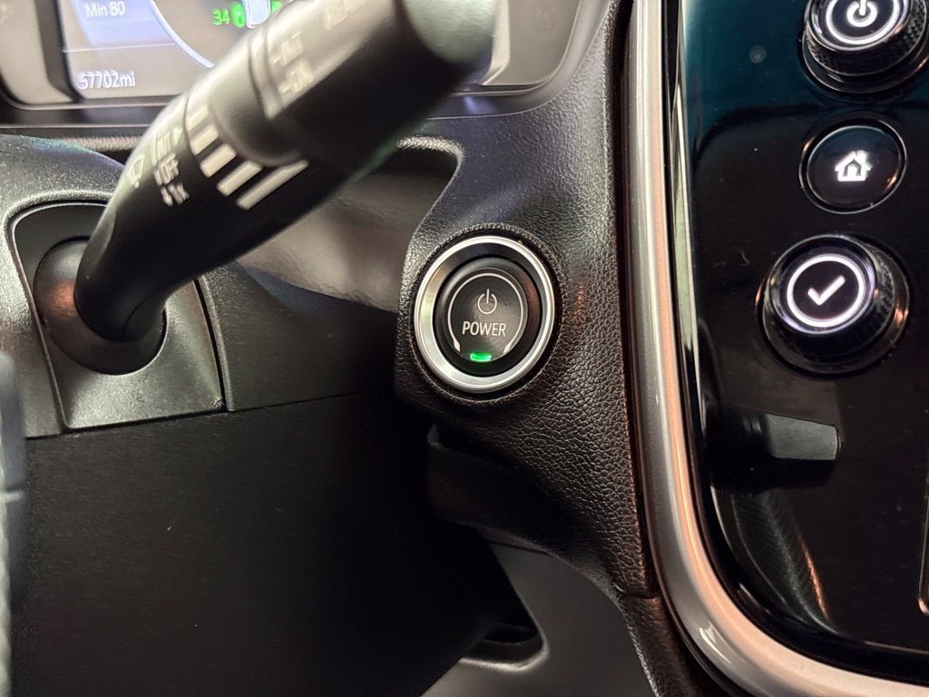 Used 2023 Chevrolet Bolt LT FWD image 30