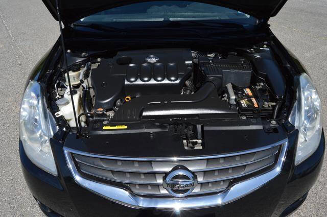 Used 2010 Nissan Altima 2.5 S FWD image 29