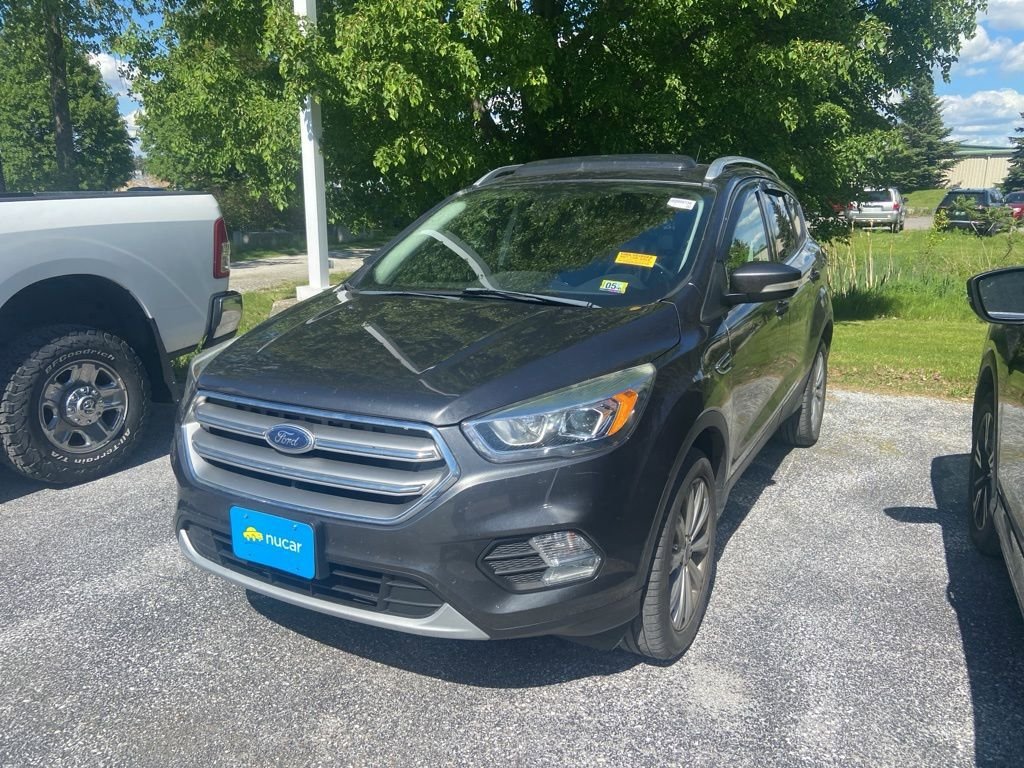 Used 2017 Ford Escape Titanium AWD/4WD image 3