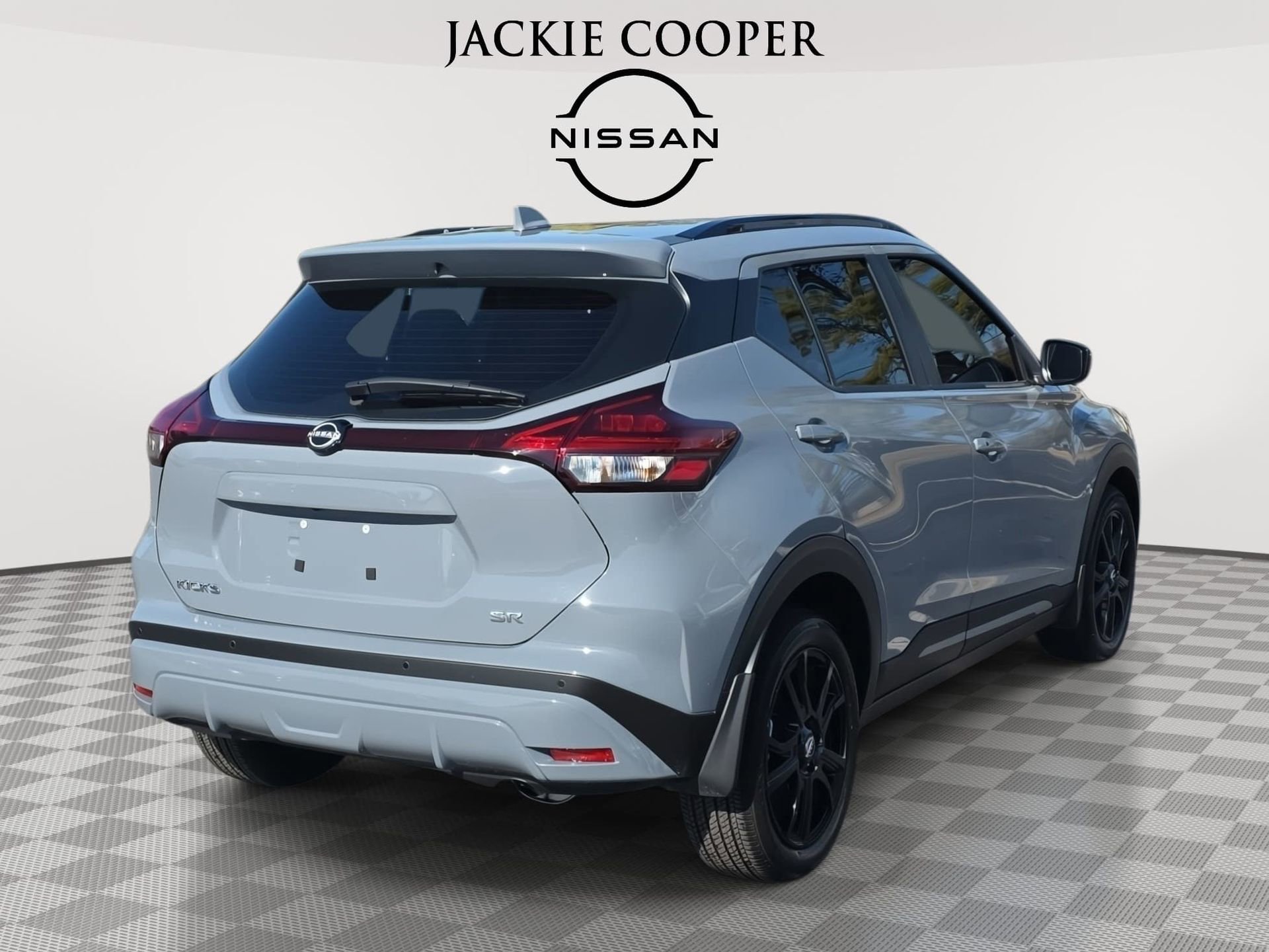 Certified 2024 Nissan Kicks SR w/ SR Premium Package image 5