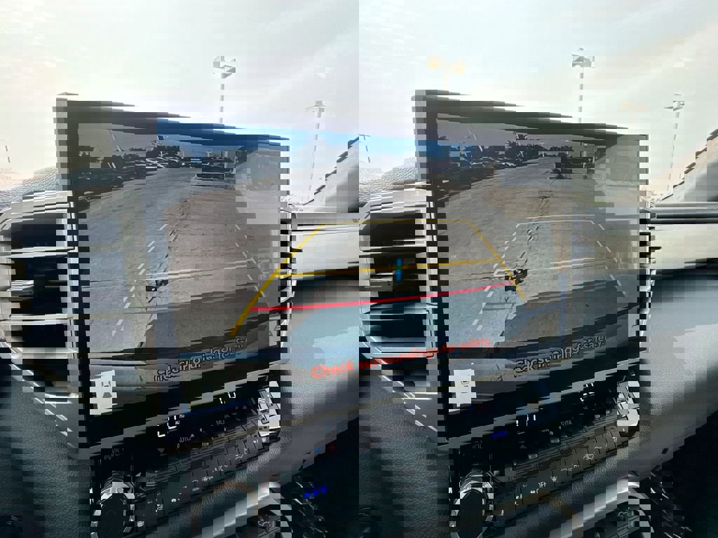 Used 2025 Toyota Tundra Limited image 14