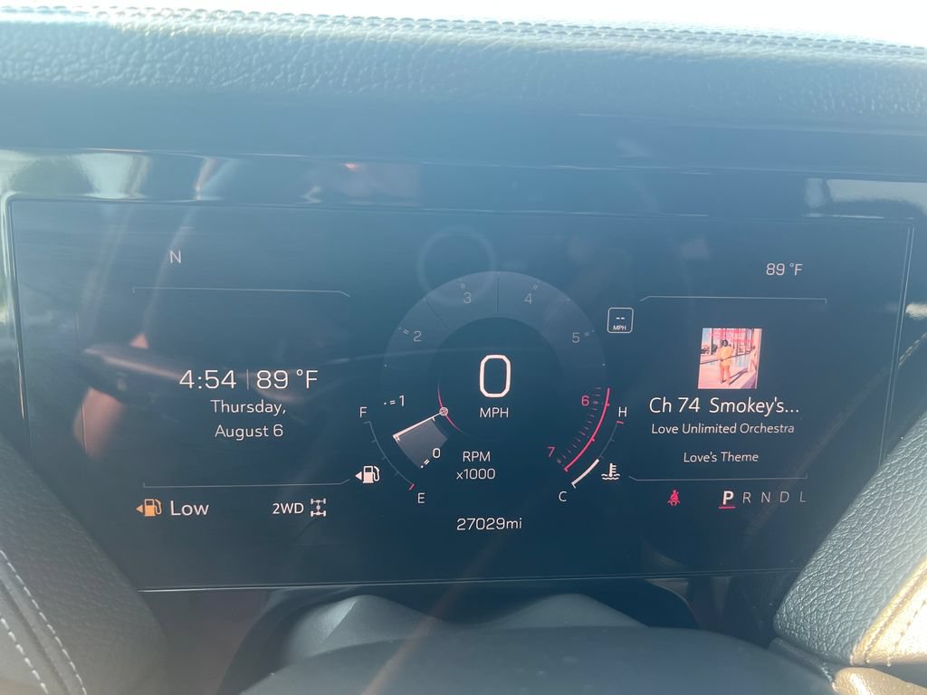 Used 2025 GMC Yukon Denali AWD/4WD image 16