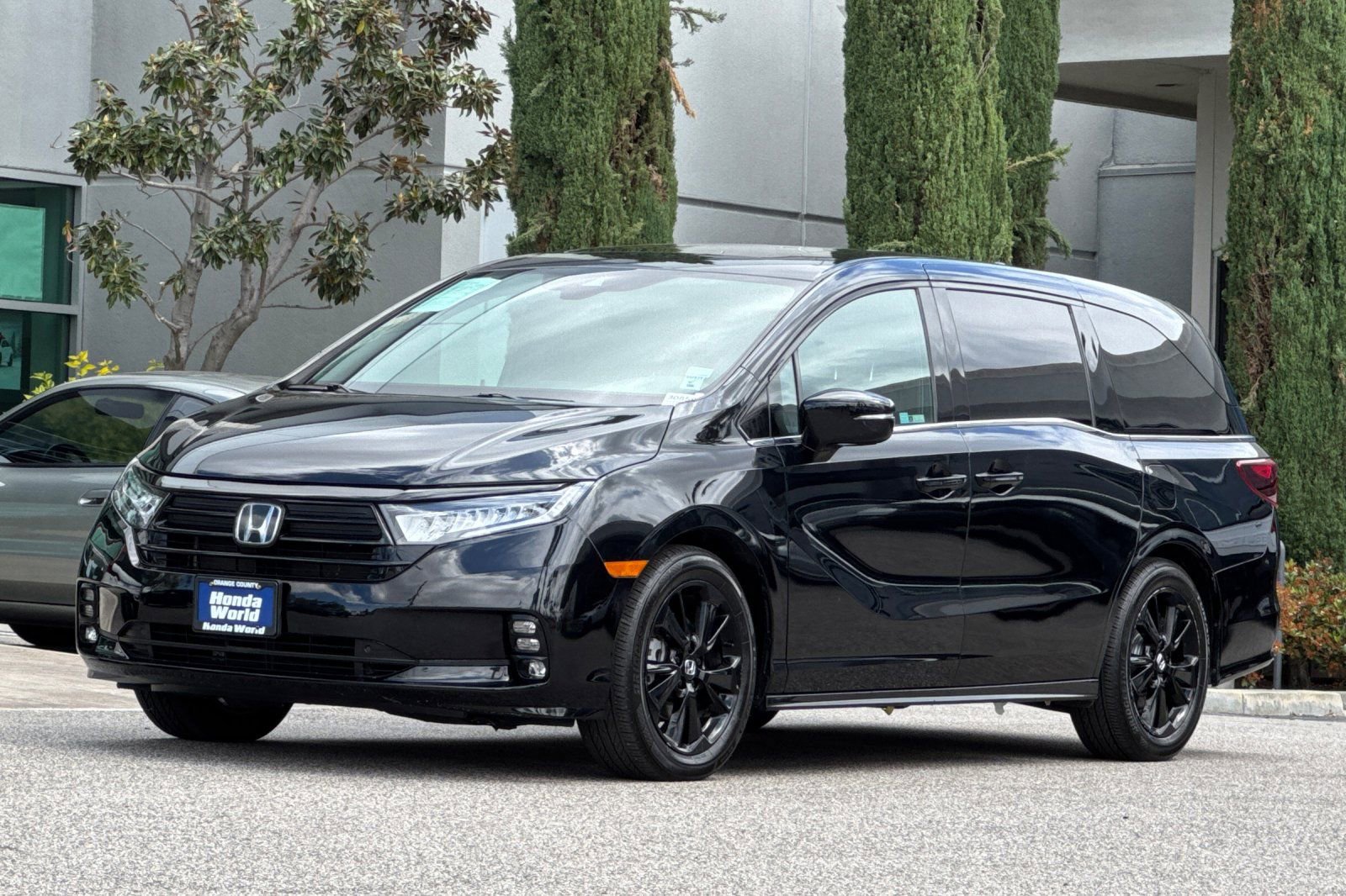 Used 2023 Honda Odyssey Sport image 8