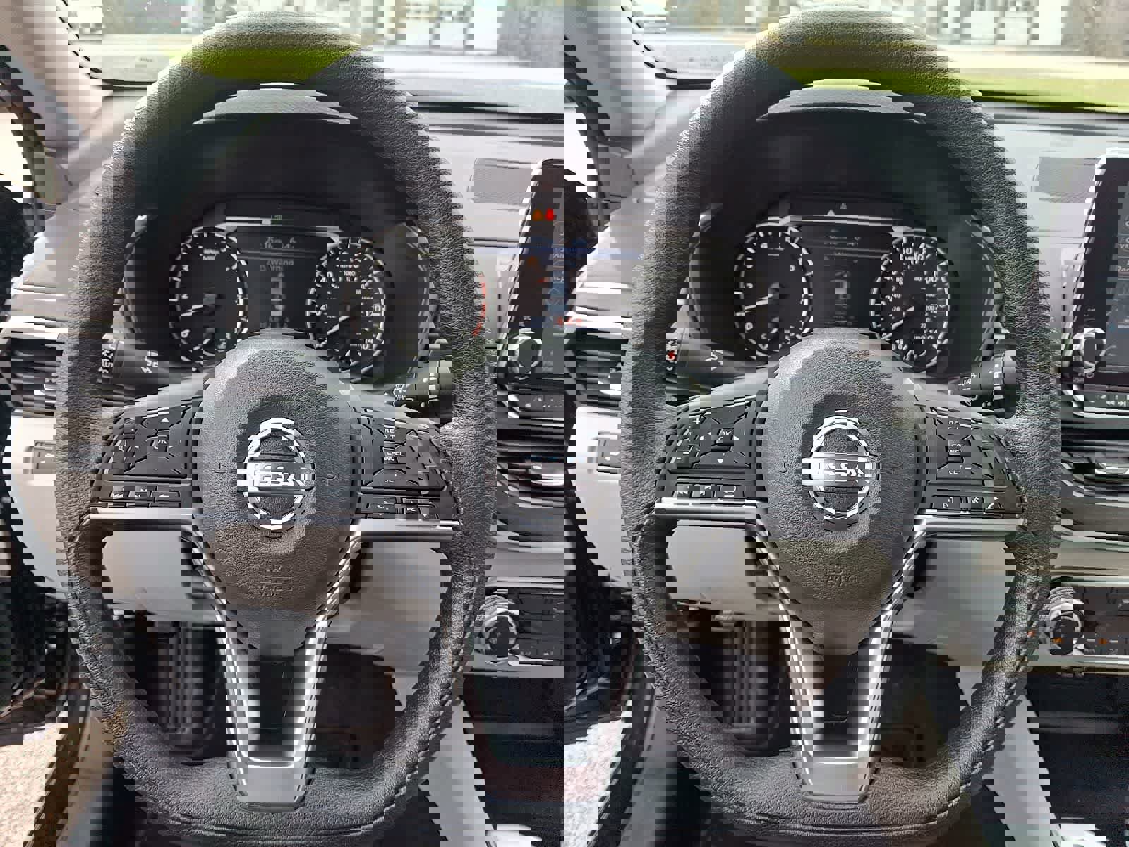 Used 2024 Nissan Altima 2.5 SV image 19