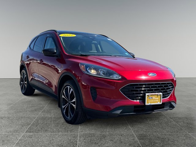 Certified 2022 Ford Escape SE w/ SE Sport Appearance Package AWD/4WD image 8