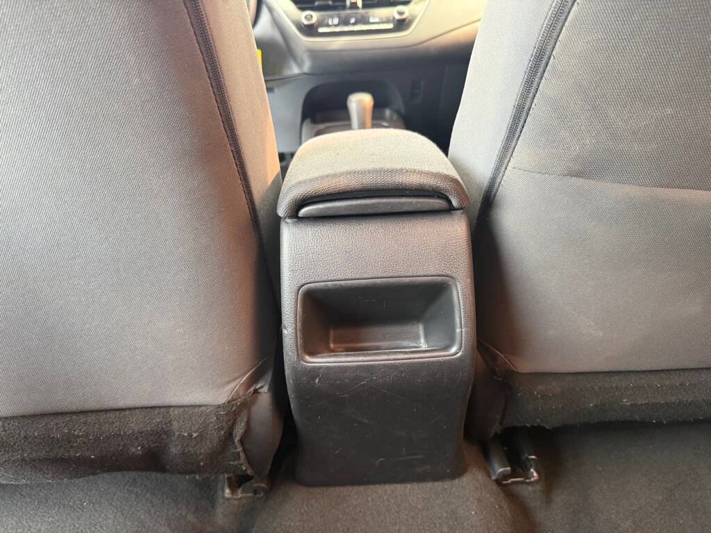 Used 2021 Toyota Corolla LE image 24