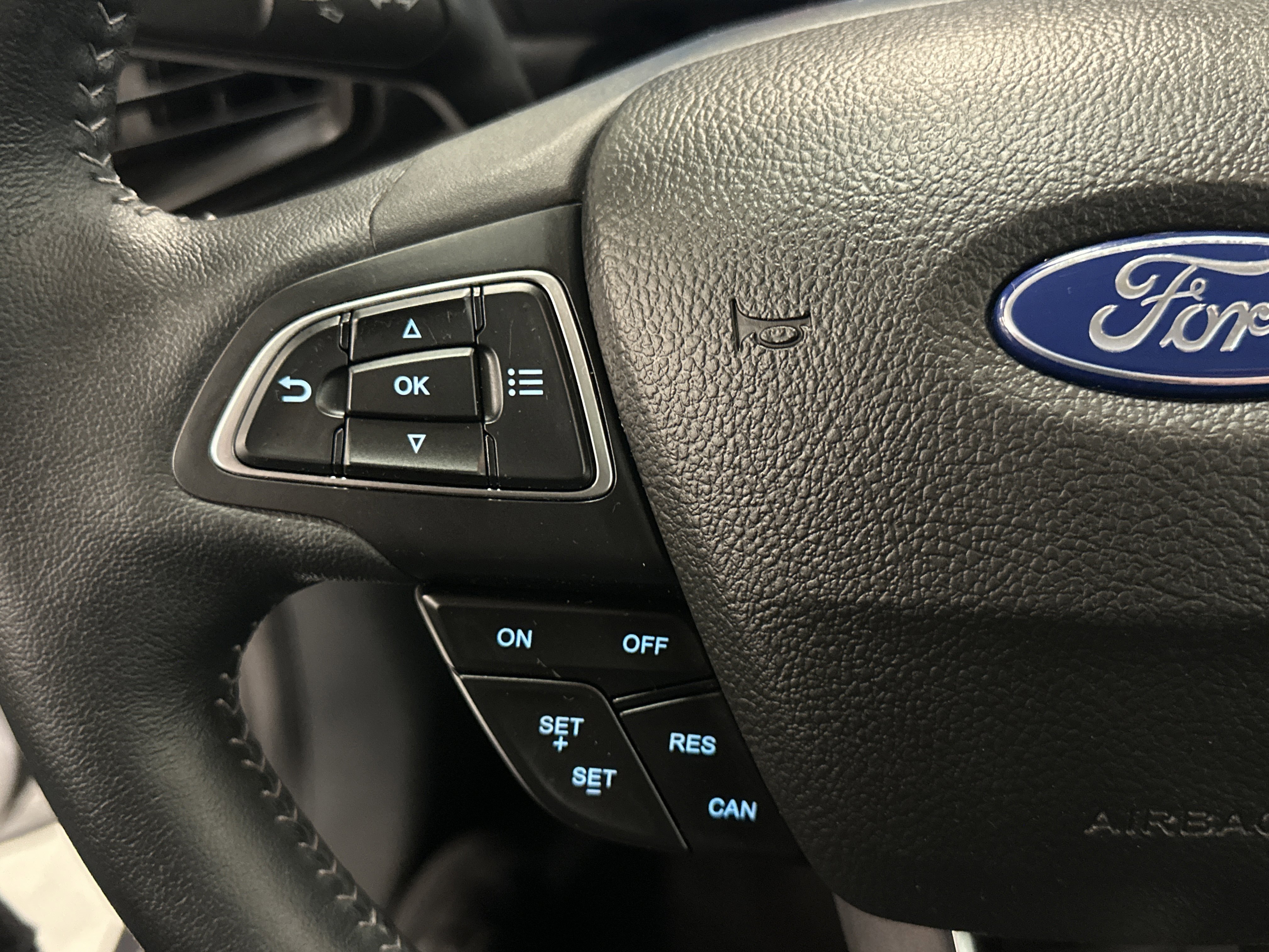 Used 2021 Ford EcoSport SES image 33