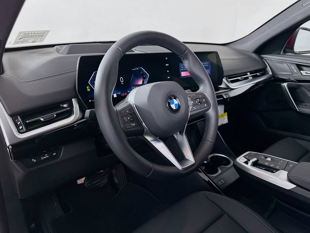 Used 2026 BMW X2 xDrive28i w/ Technology Package AWD/4WD image 9