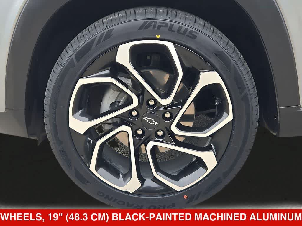 Used 2024 Chevrolet Trax RS FWD image 14