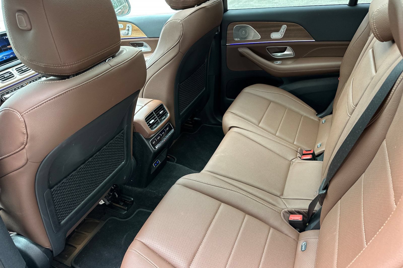 Used 2024 Mercedes-Benz GLS 450 4MATIC image 15