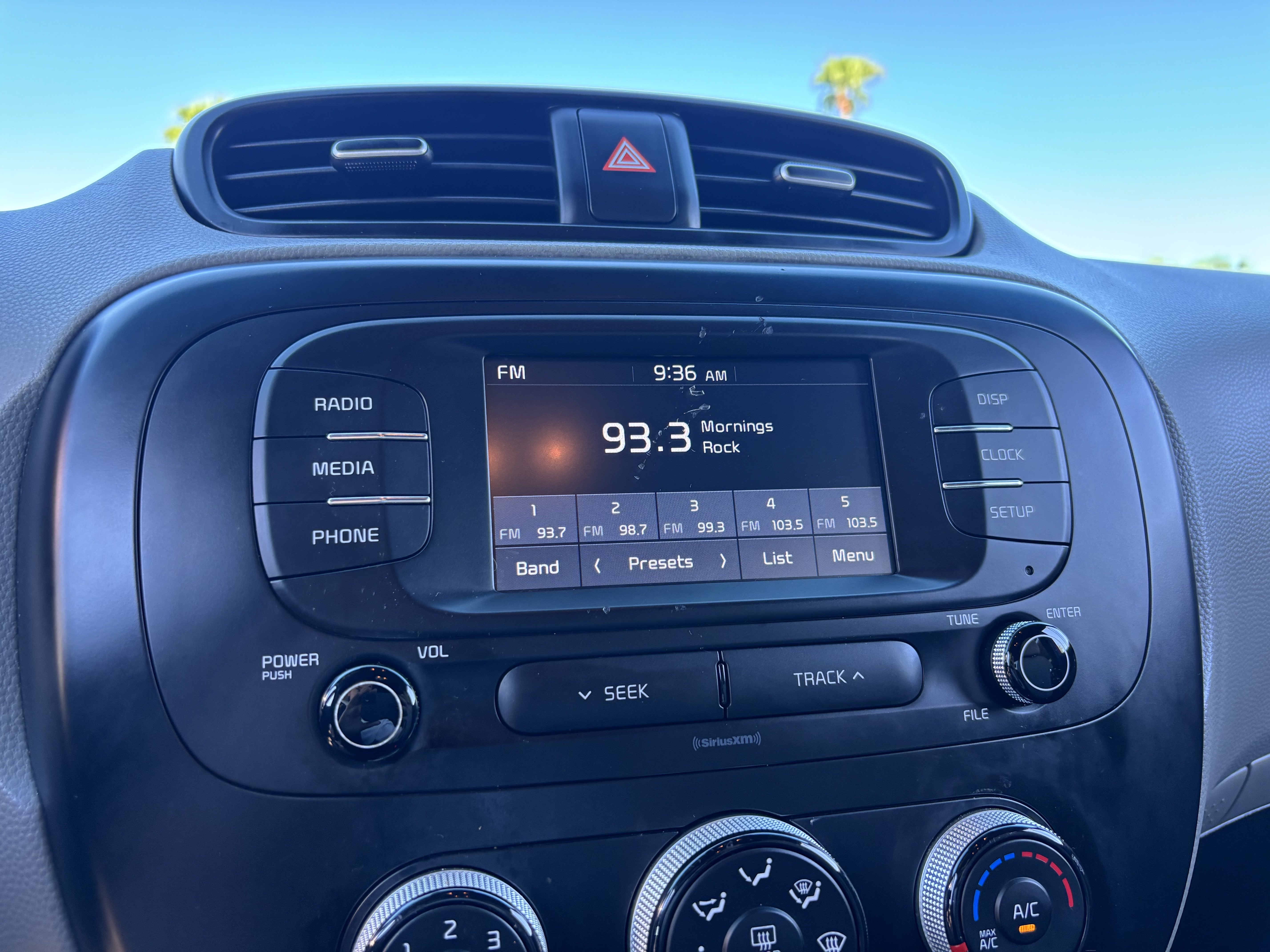 Used 2019 Kia Soul FWD image 20
