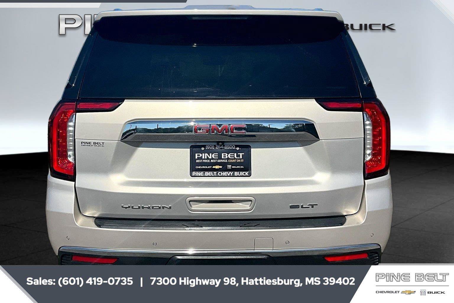 Used 2022 GMC Yukon SLT w/ SLT Luxury Package RWD image 4