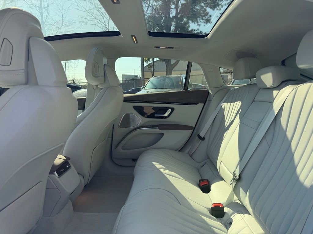 Used 2022 Mercedes-Benz EQS 450+ Sedan w/ AMG Line Exterior image 23