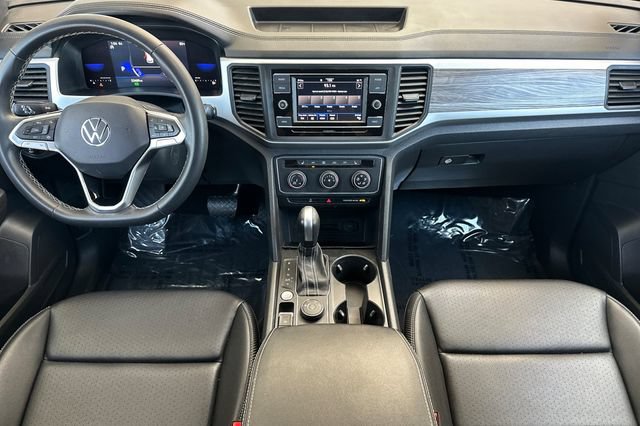 Used 2023 Volkswagen Atlas Cross Sport SE AWD/4WD image 15