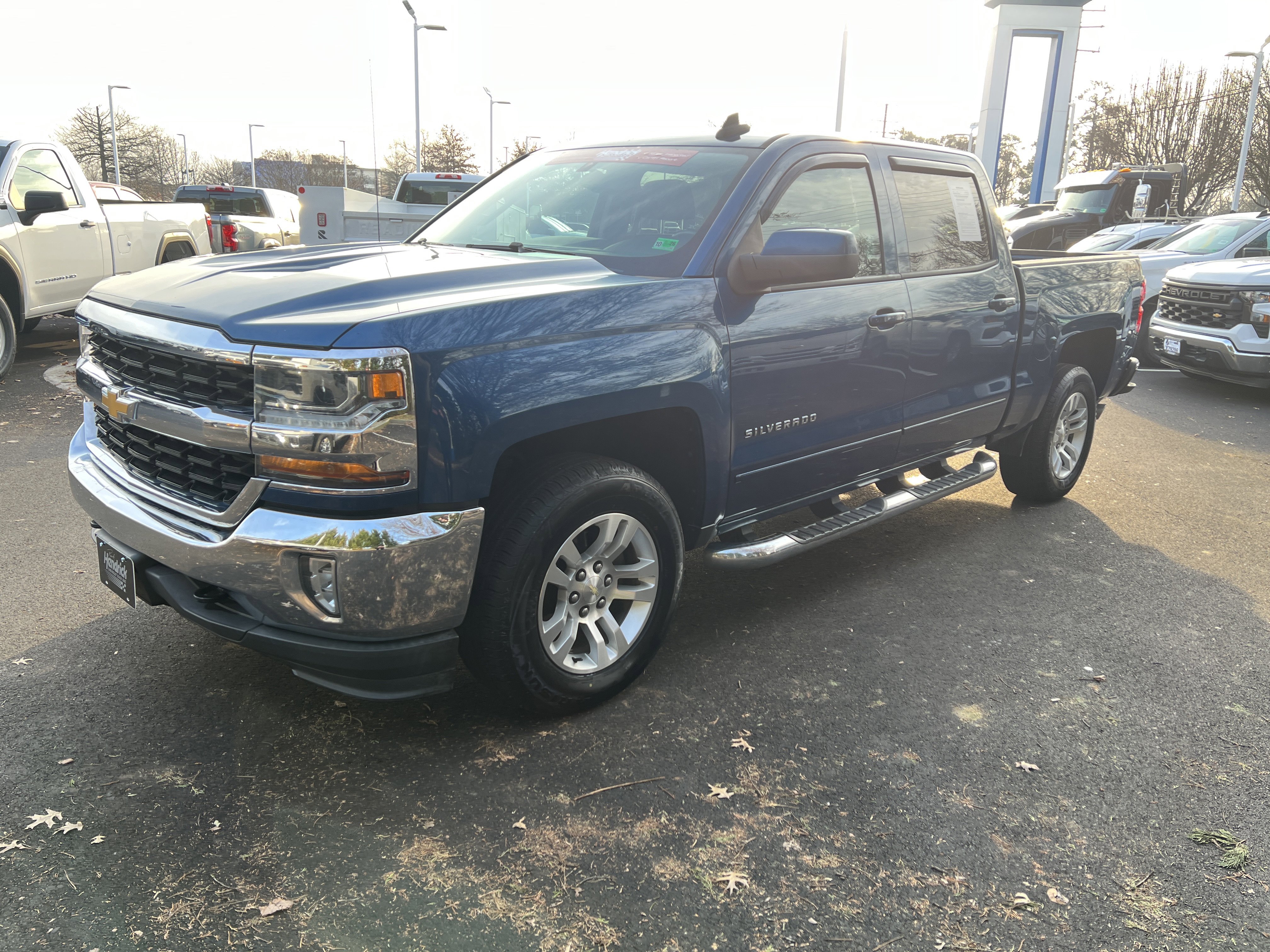 Used 2018 Chevrolet Silverado 1500 LT w/ All Star Edition image 5