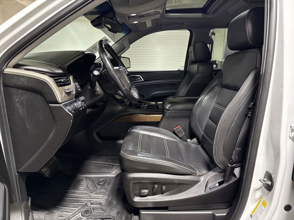 Used 2019 GMC Yukon Denali w/ Denali Ultimate Package image 21