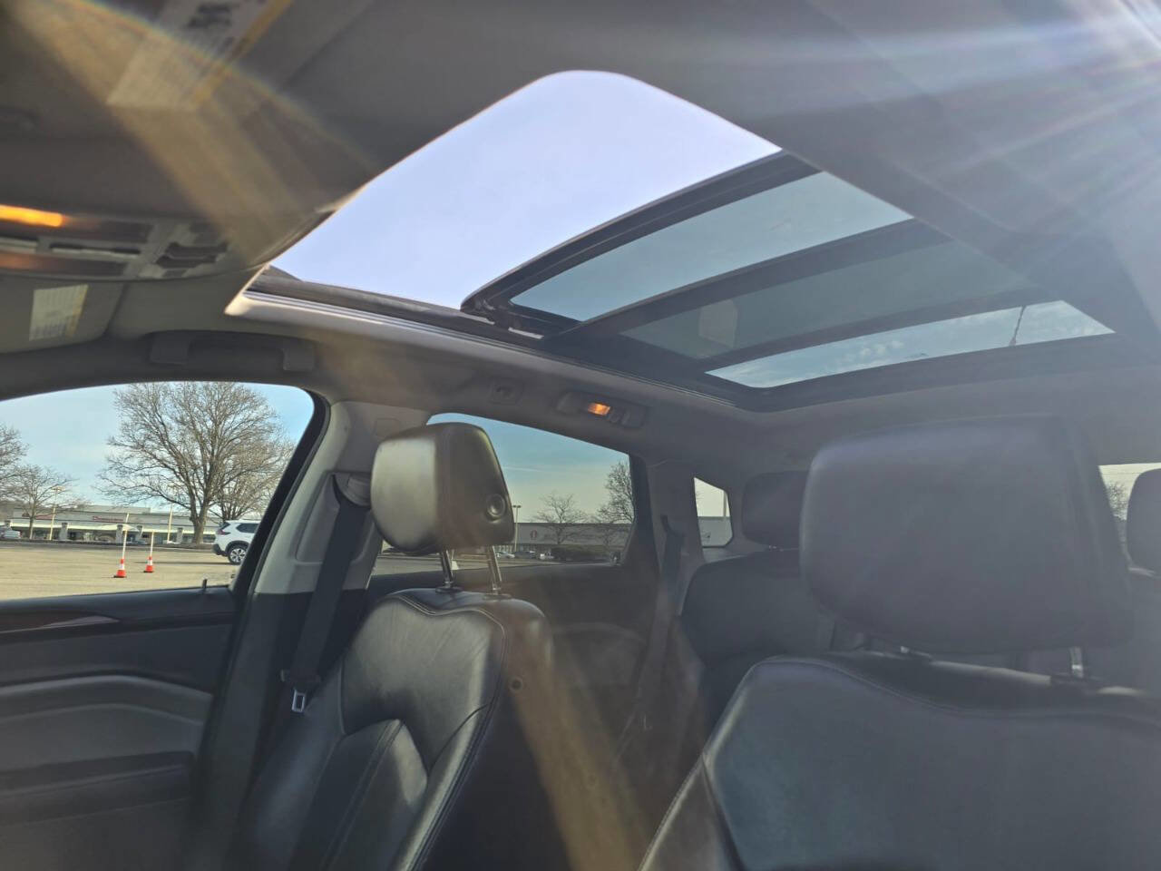 Used 2010 Cadillac SRX Premium image 19