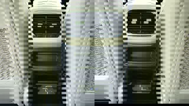 Used 2026 Mercedes-Benz GLE 450 4MATIC image 29